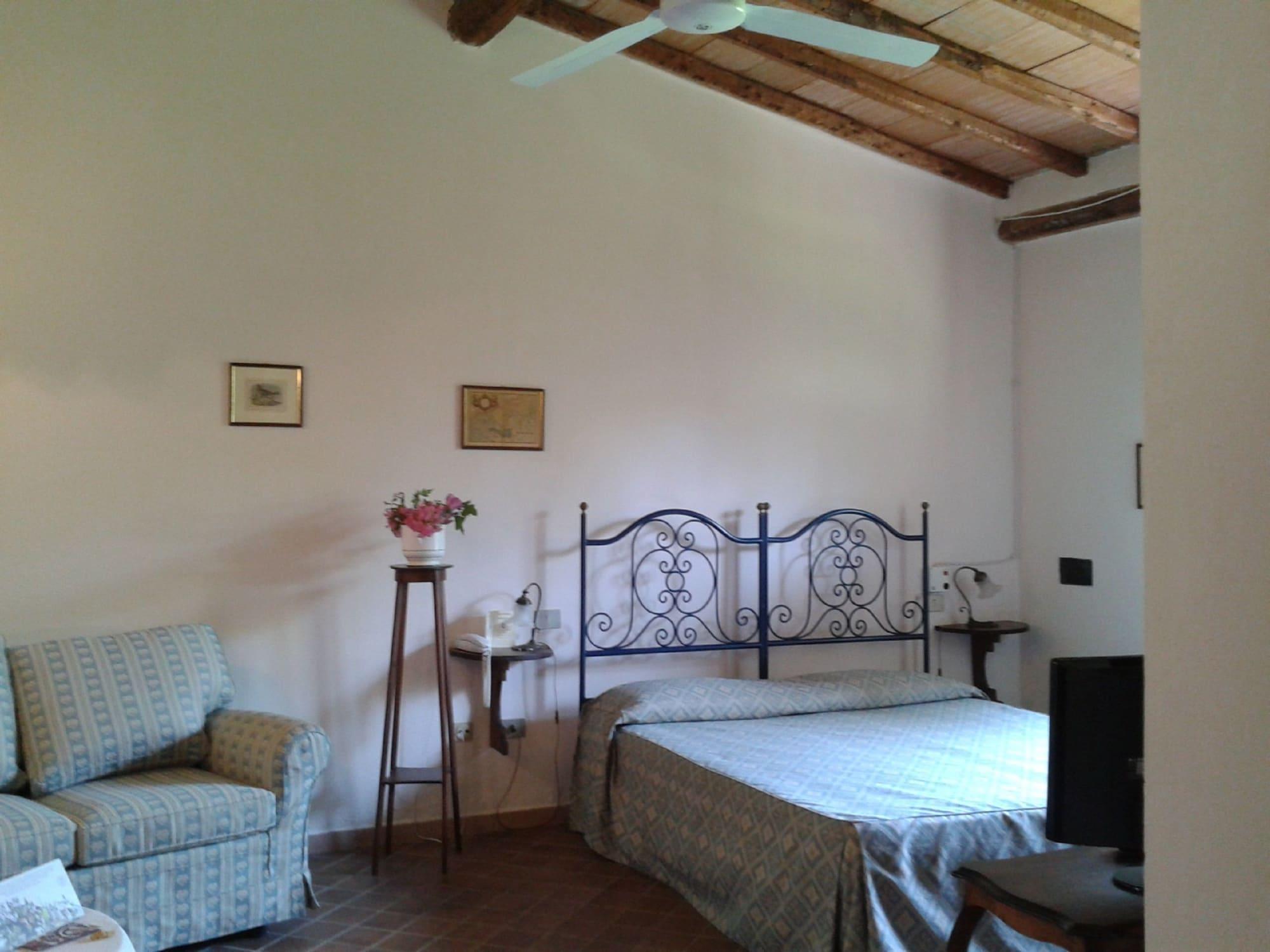 Montebelli & Country Hotel Caldana