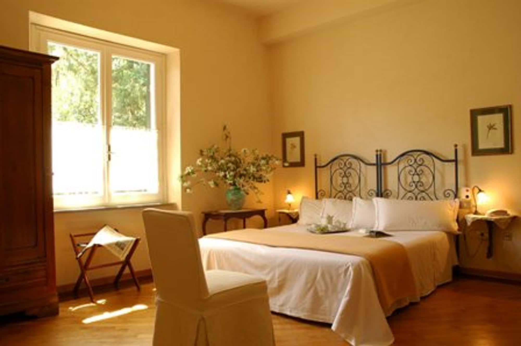 Hotel Montebelli & Country Caldana